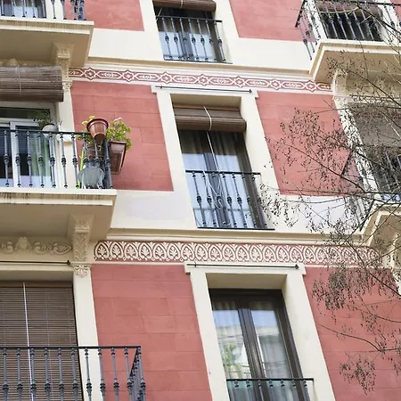 Happy People Ramblas Harbour Barcelona