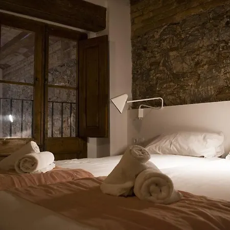 Happy People Ramblas Harbour Apartment Barcelona