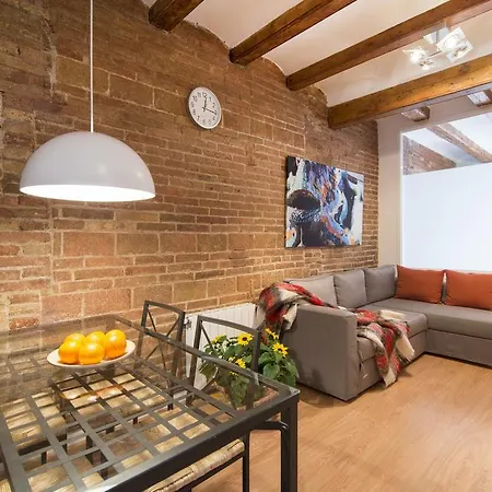 Happy People Ramblas Harbour Apartment Barcelona