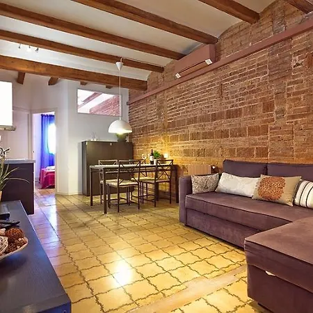 Happy People Ramblas Harbour *